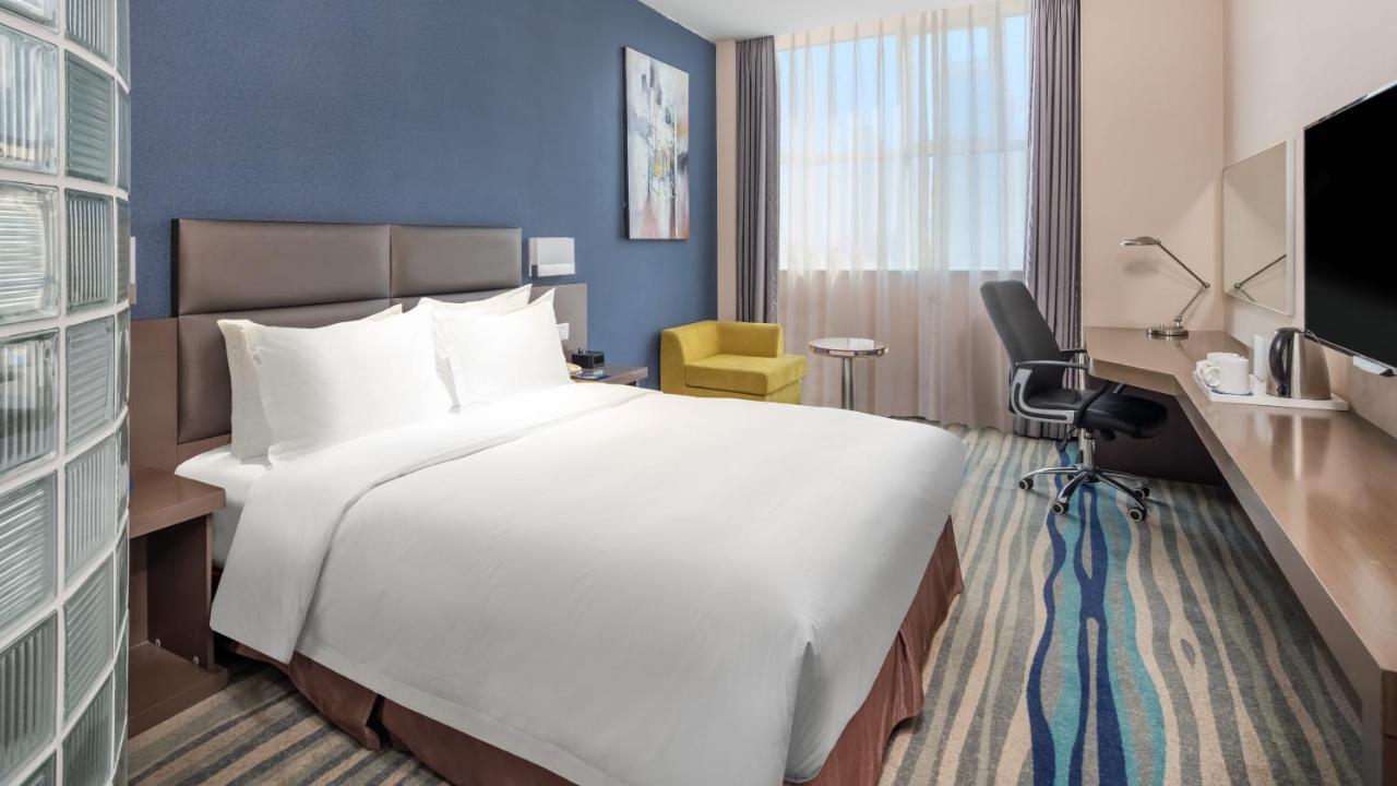 Holiday Inn Express Shenyang North Station By Ihg Exterior foto