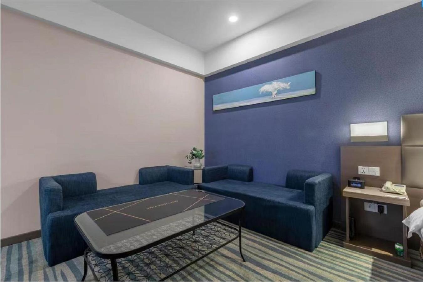 Holiday Inn Express Shenyang North Station By Ihg Exterior foto